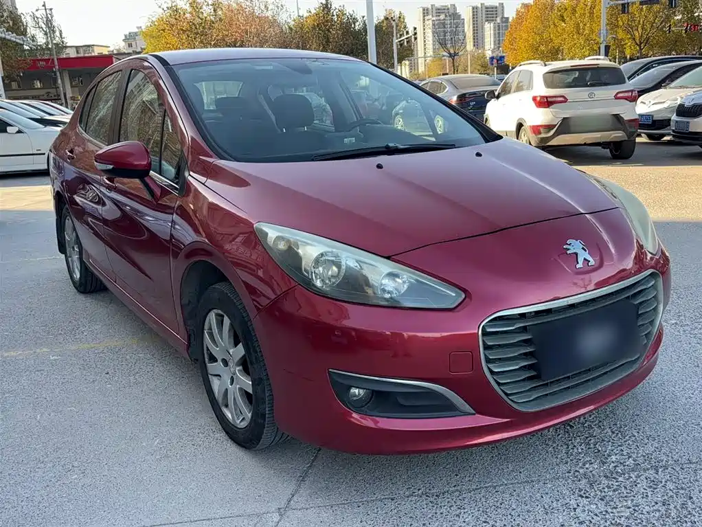 Peugeot 308 2014 Model Joy Edition Classic 1.6L Manual Superior Style фото 9