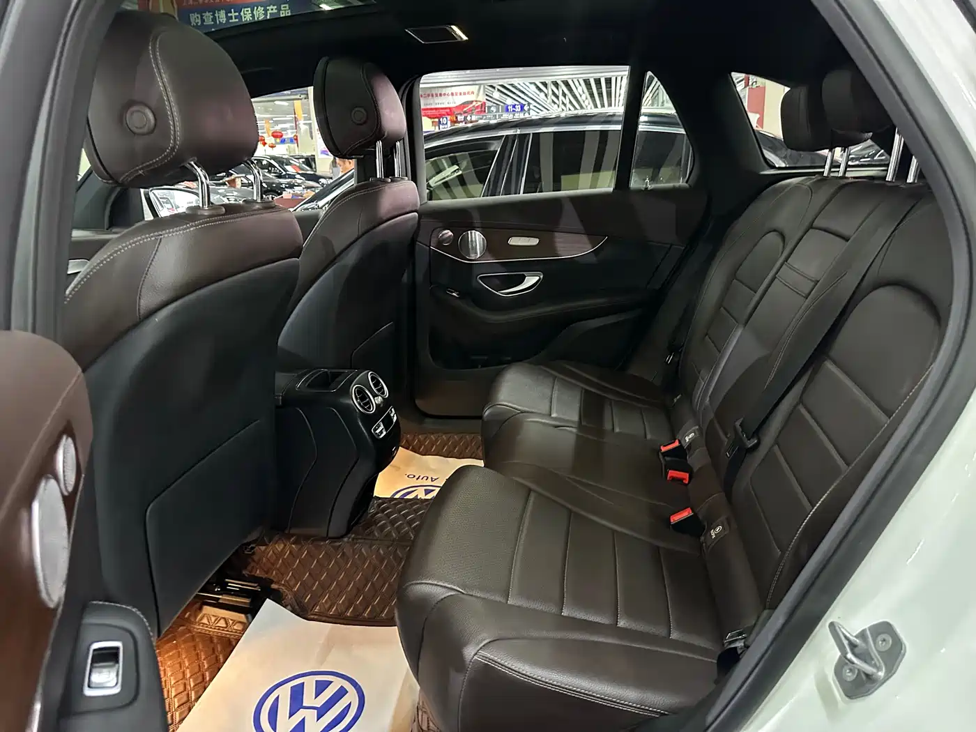 Mercedes-Benz GLC 2021 GLC 300 L 4MATIC Sporty фото 4