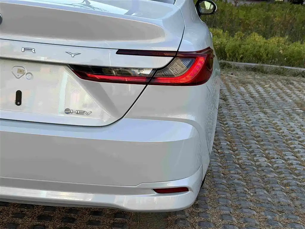 Toyota Camry 2026 2026 Hybrid 2.0HE Elite Edition