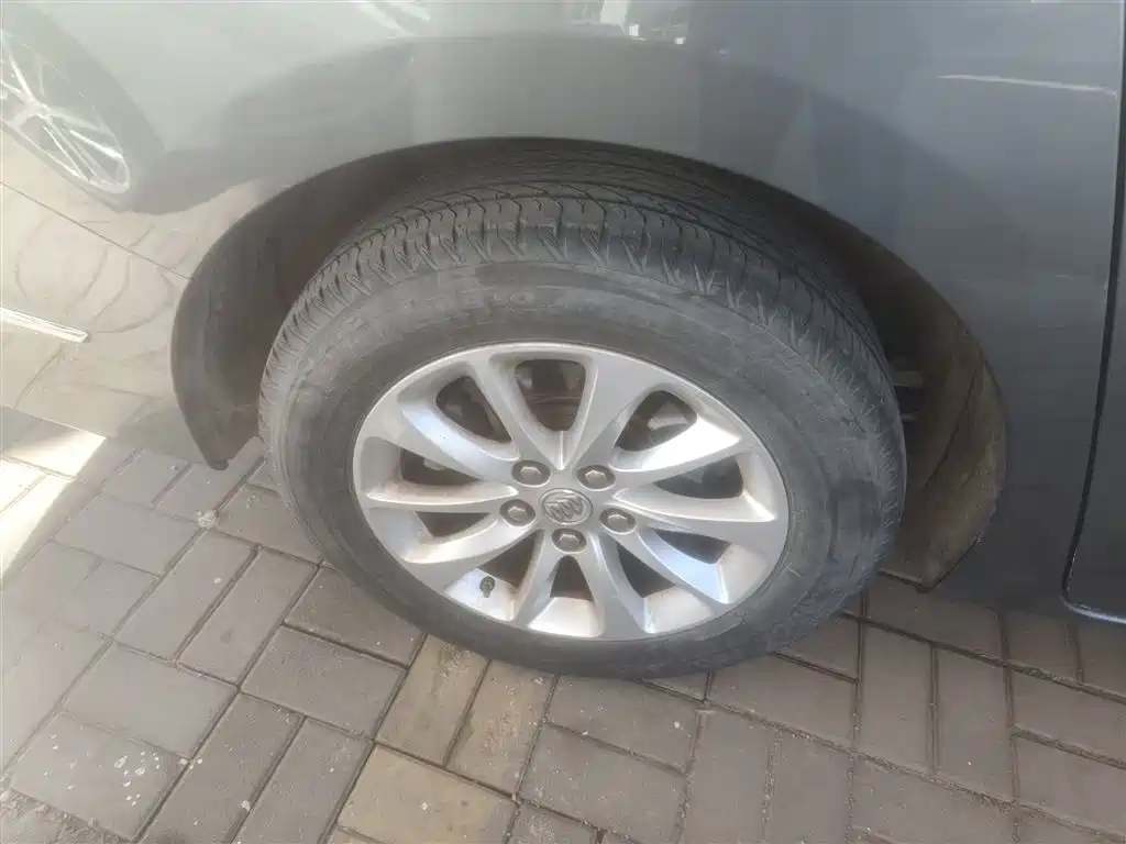 Buick GL8 2017 ES 28T Premium China V фото 25