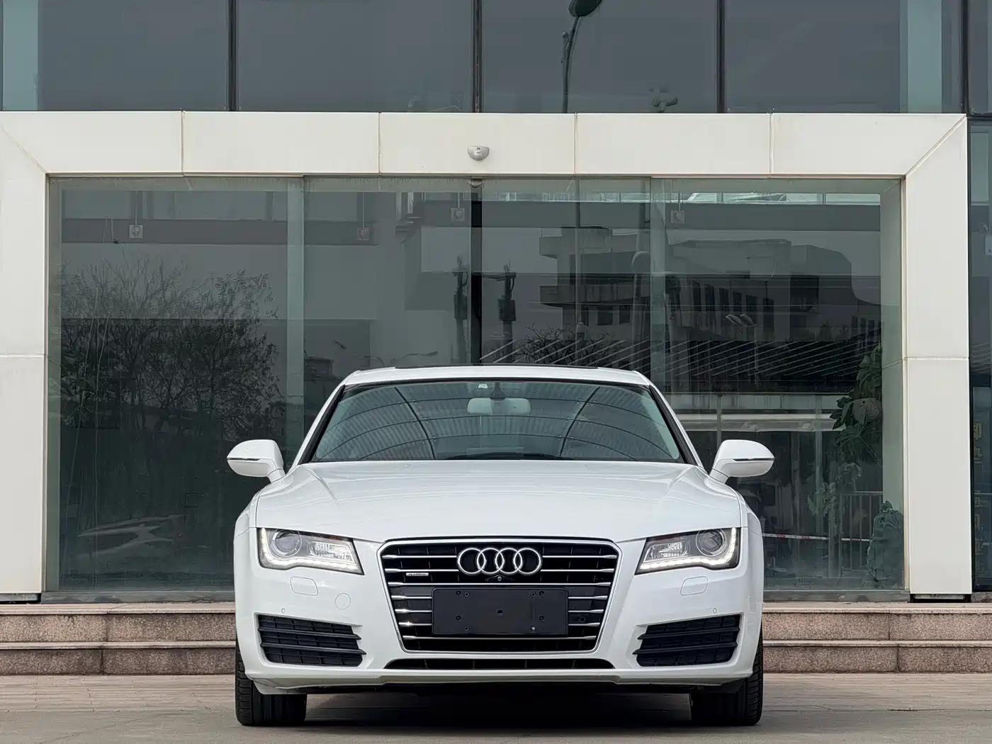 Audi A7 2014 35 FSI quattro Technology Edition фото 2