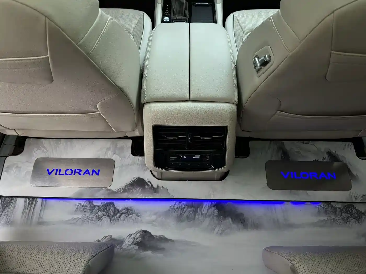 Volkswagen Viloran 2020 2020 380TSI Premium