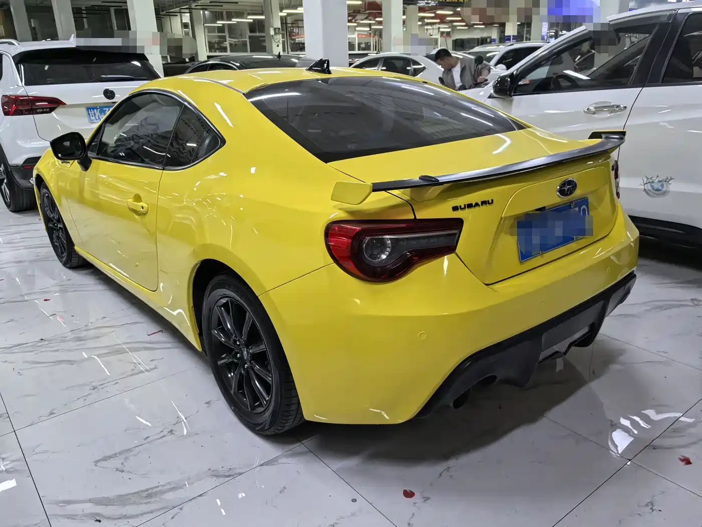 Subaru BRZ 2017 2.0i Automatic type-RS Yellow Special Edition фото 4