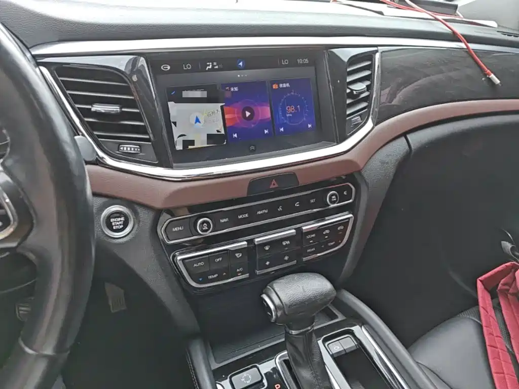GAC Trumpchi Trumpchi GS8 2017 2017 320T 2WD Luxury Smart Connect (7-seater)