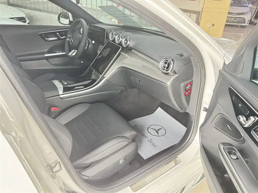 Mercedes-Benz C-Class 2022 Facelift C 260 L Sport фото 17
