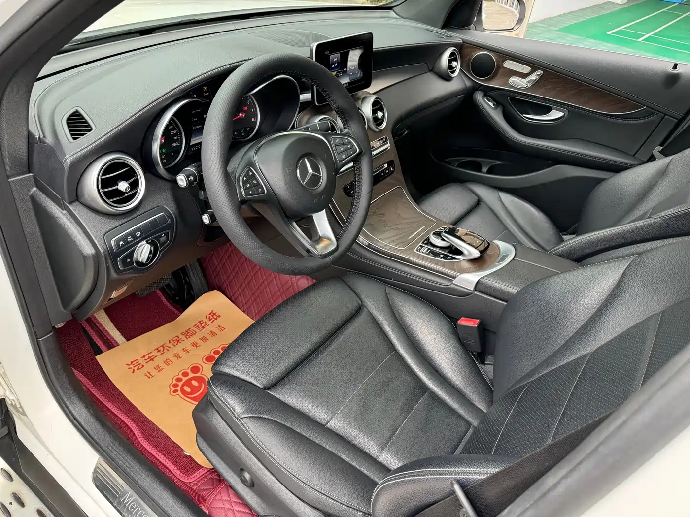 Mercedes-Benz GLC 2016 GLC 300 4MATIC Dynamic фото 8