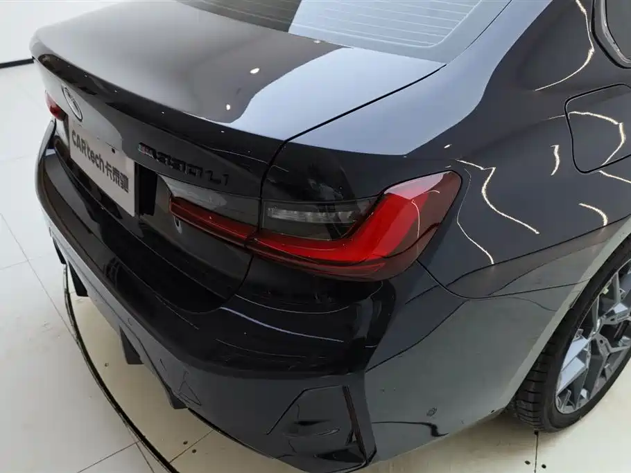 BMW 3 Series 2025 330Li M Sport Night Edition фото 10