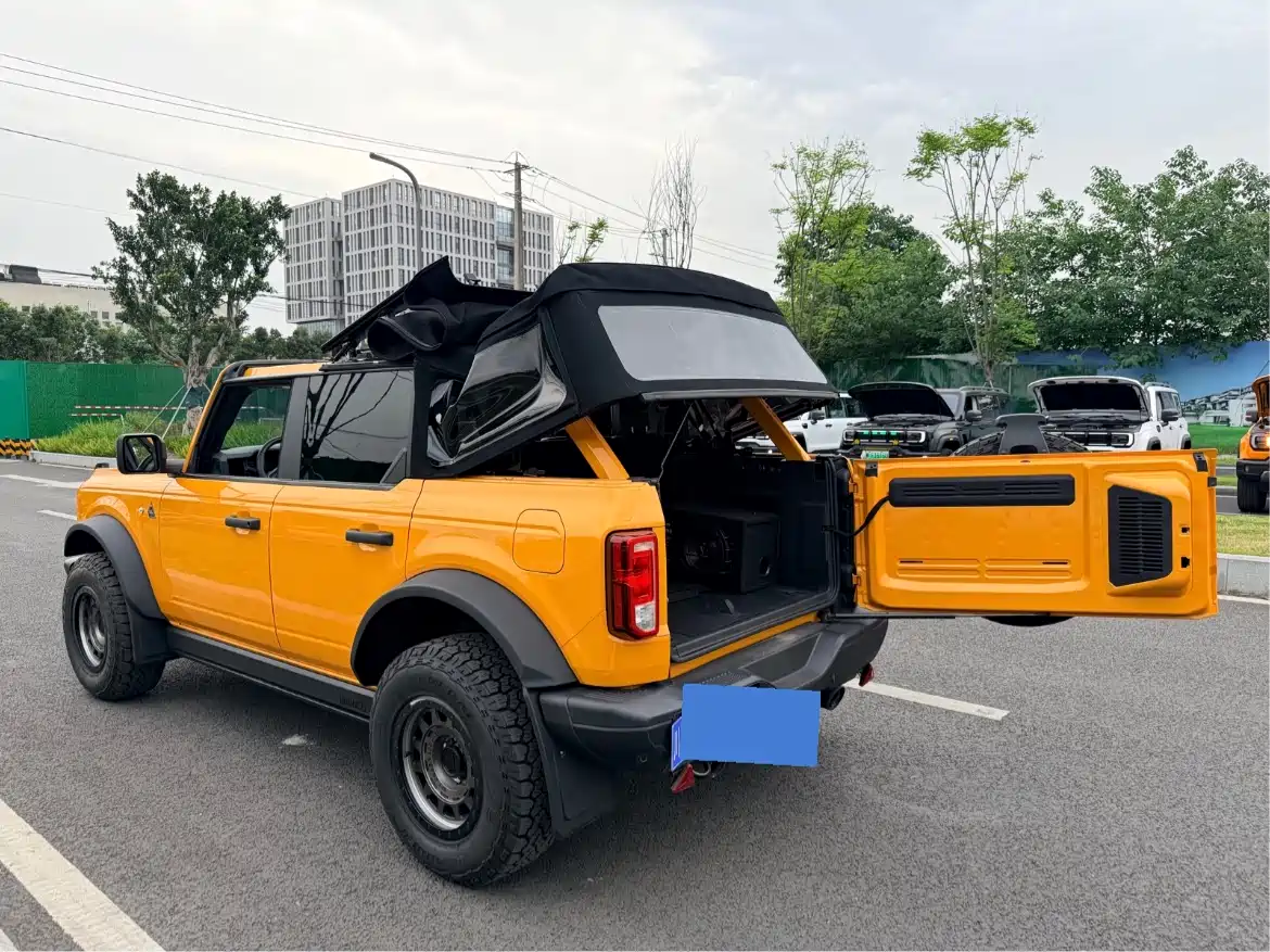 Ford Bronco (Import) 2024