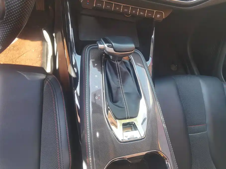 Changan Oshan Changan Oushang X5 2021 2021 1.6L CVT Premium