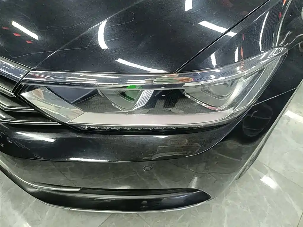 Volkswagen Magotan 2018 Facelift 380TSI DSG Luxury фото 24