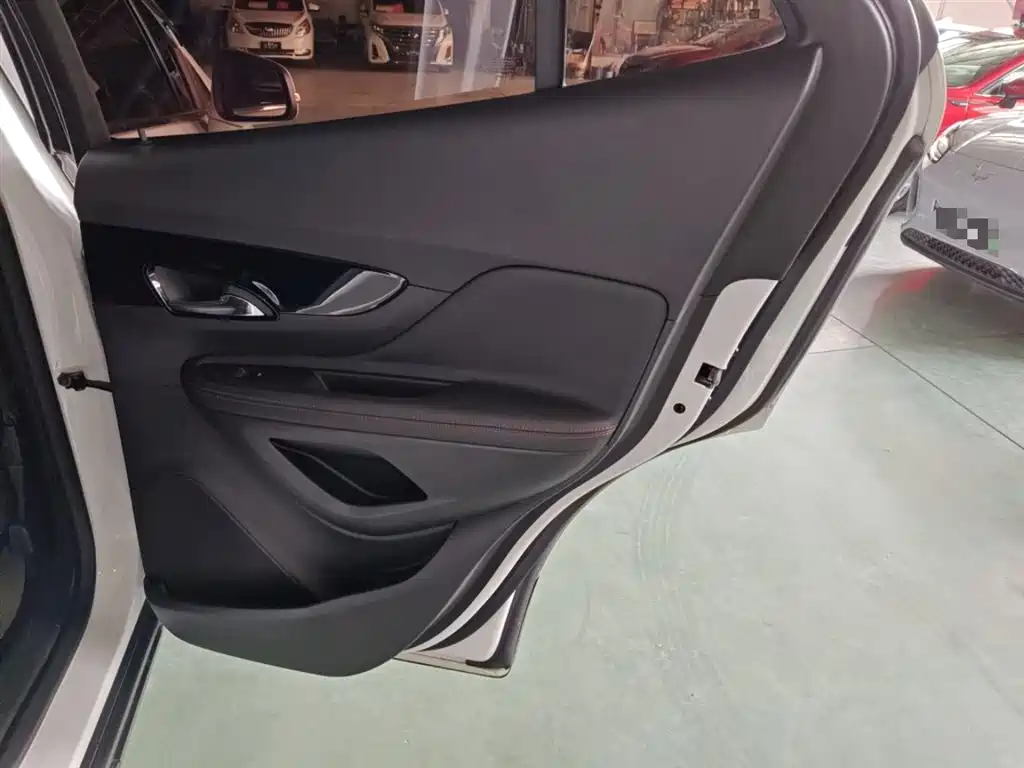 Buick Encore 2017 18T Automatic 4WD All-round Flagship фото 12