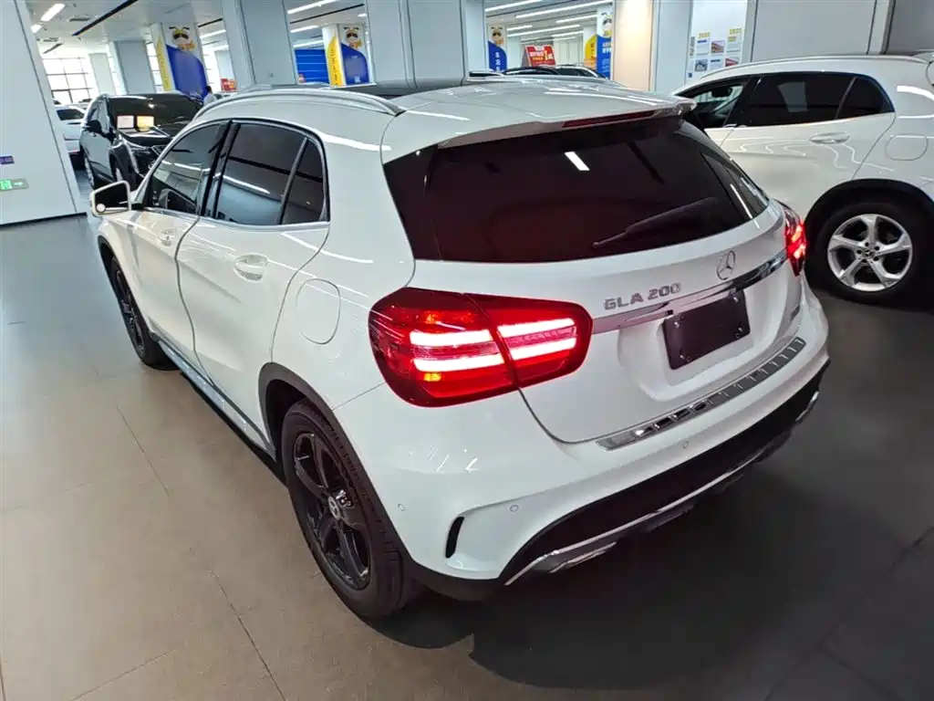 Mercedes-Benz GLA 2019 GLA 200 Fashion фото 5