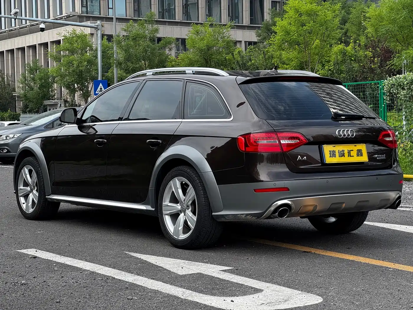 Audi A4 (Import) 2016 2014 40 TFSI allroad quattro plus
