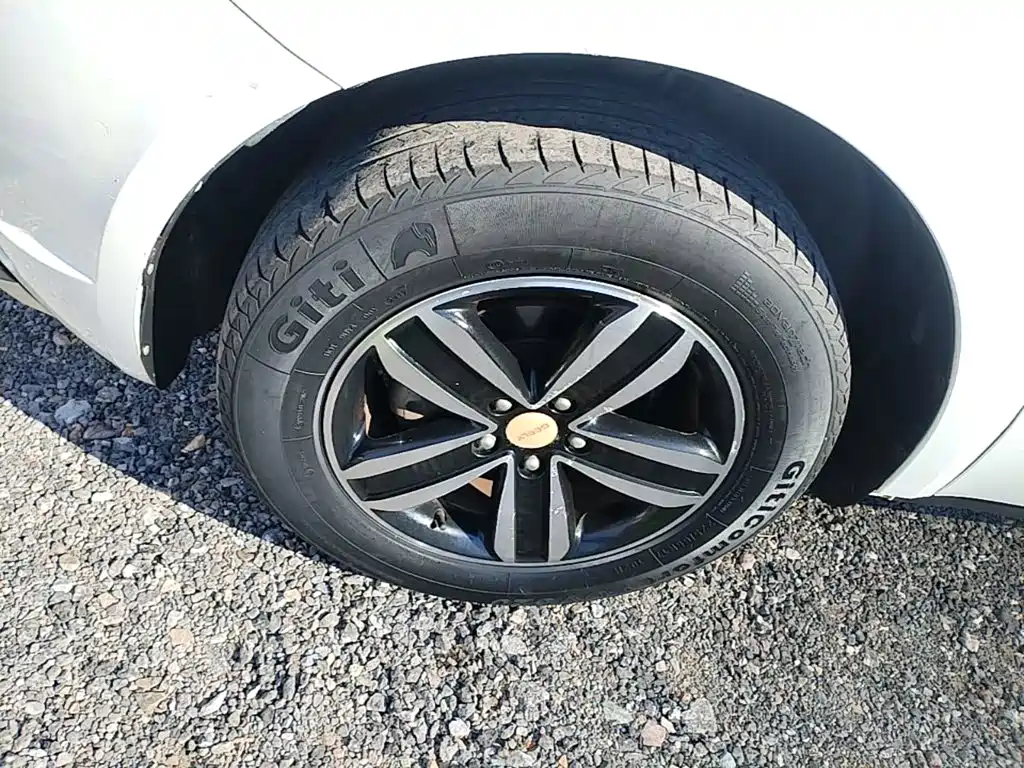 Geely GX7 2016 2015 Sport 2.0L Manual Elite