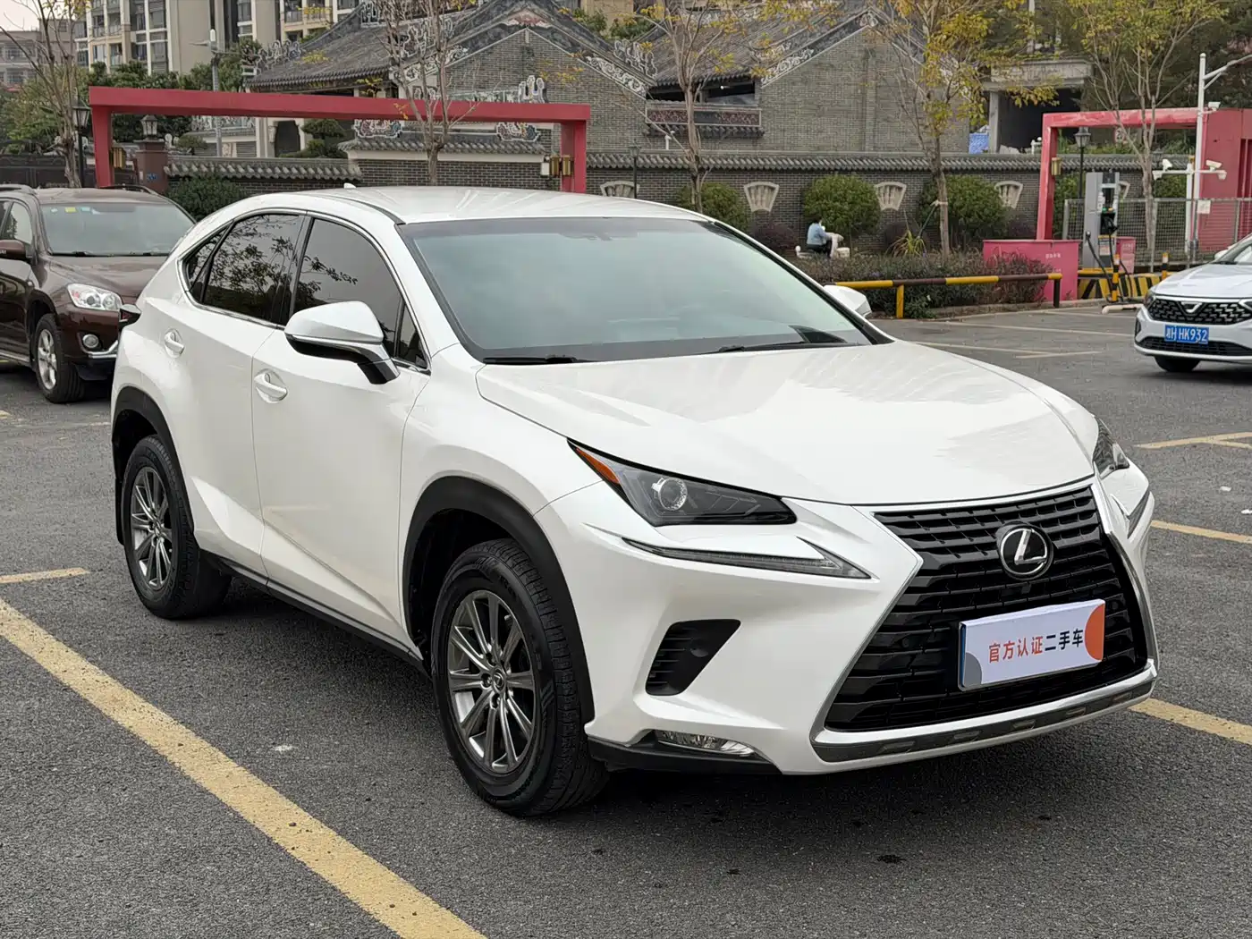Lexus NX 2018 Model 300 FWD Fengxing Edition фото 3