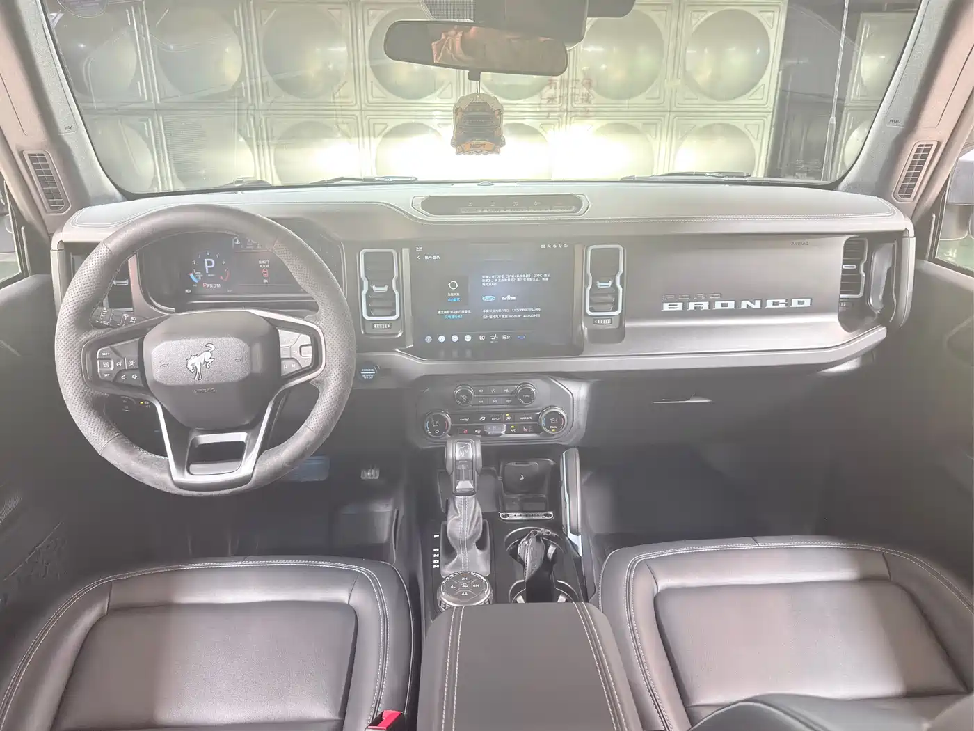 Ford Bronco 2024 2.3T Black Diamond Big Foot Off-Road Edition фото 13