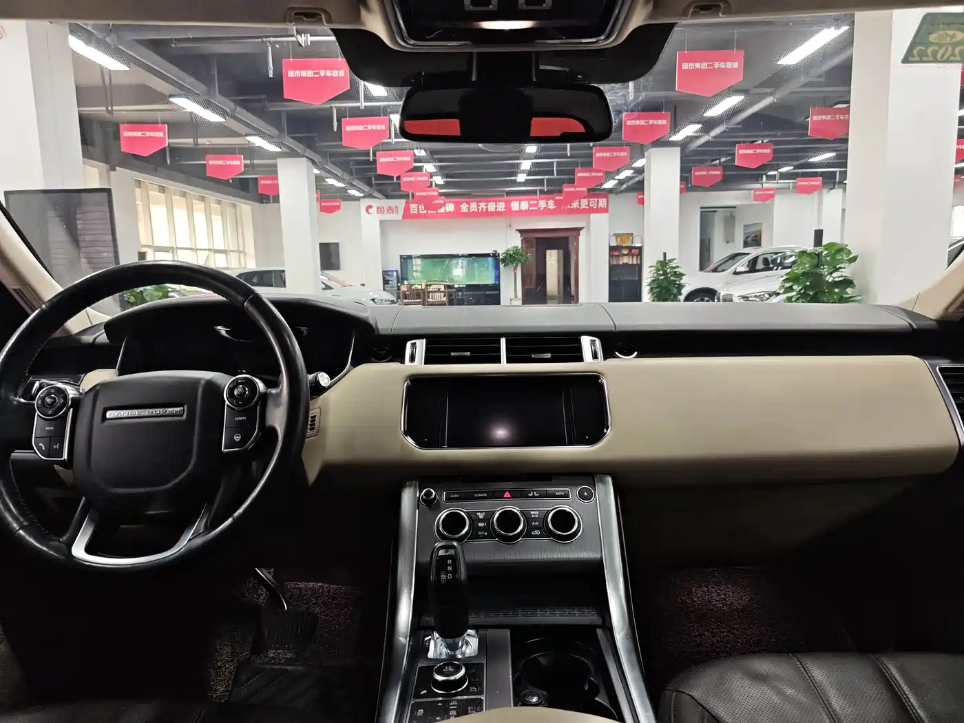 Land Rover Range Rover Sport 2014 3.0 SC V6 HSE фото 5