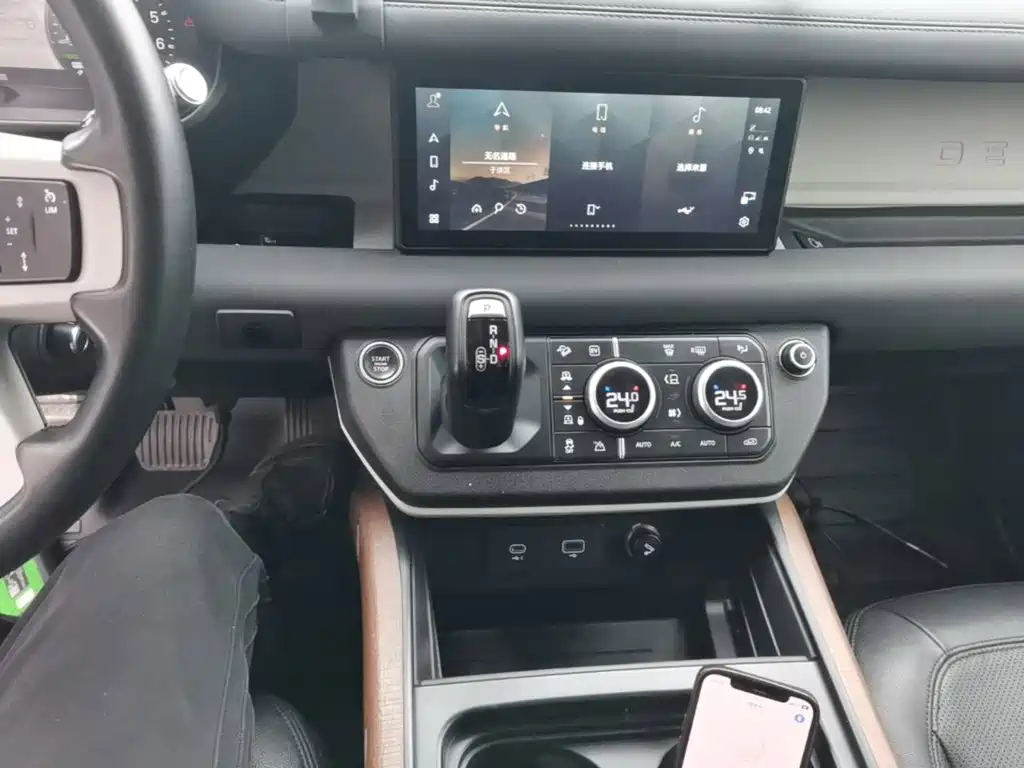 Фото 14 - Land Rover Defender NEV