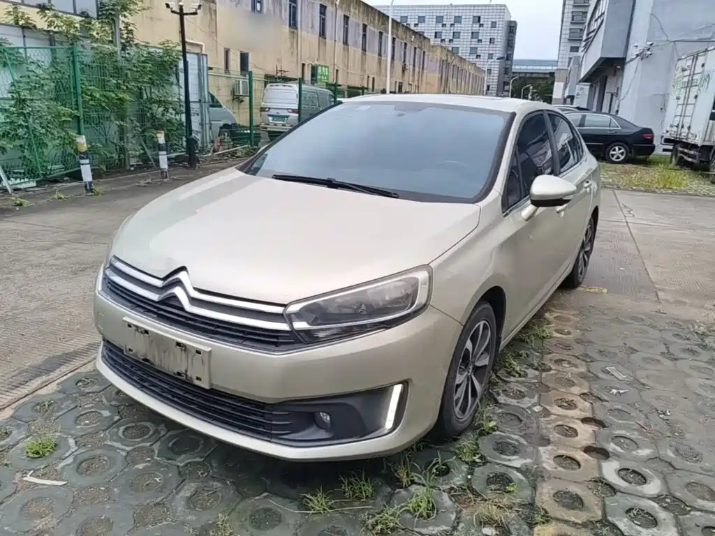 Фото 2 - Citroën C4 C-Quatre