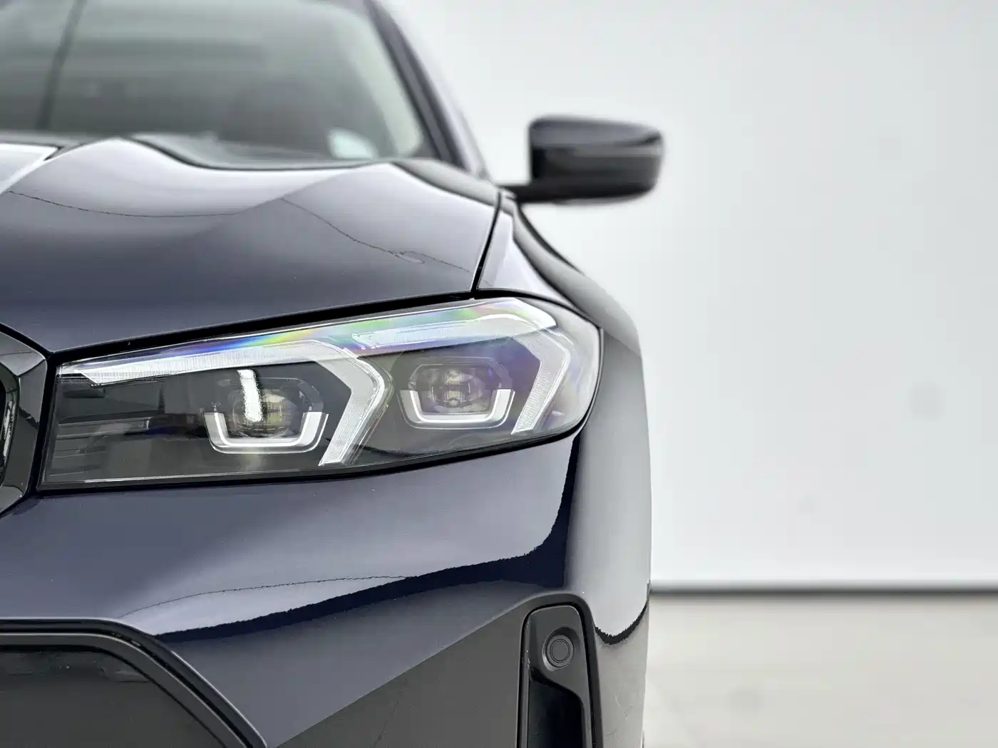 BMW 3 Series 2024 325Li M Sport Shadowline Package фото 16