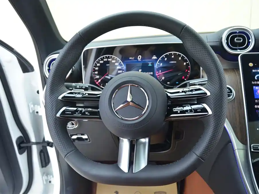 Mercedes-Benz GLC 2025 GLC 300 L 4MATIC Dynamic 5-seater фото 9