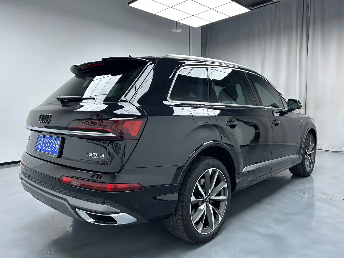 Audi Q7 2021 55 TFSI quattro S line Sport фото 13