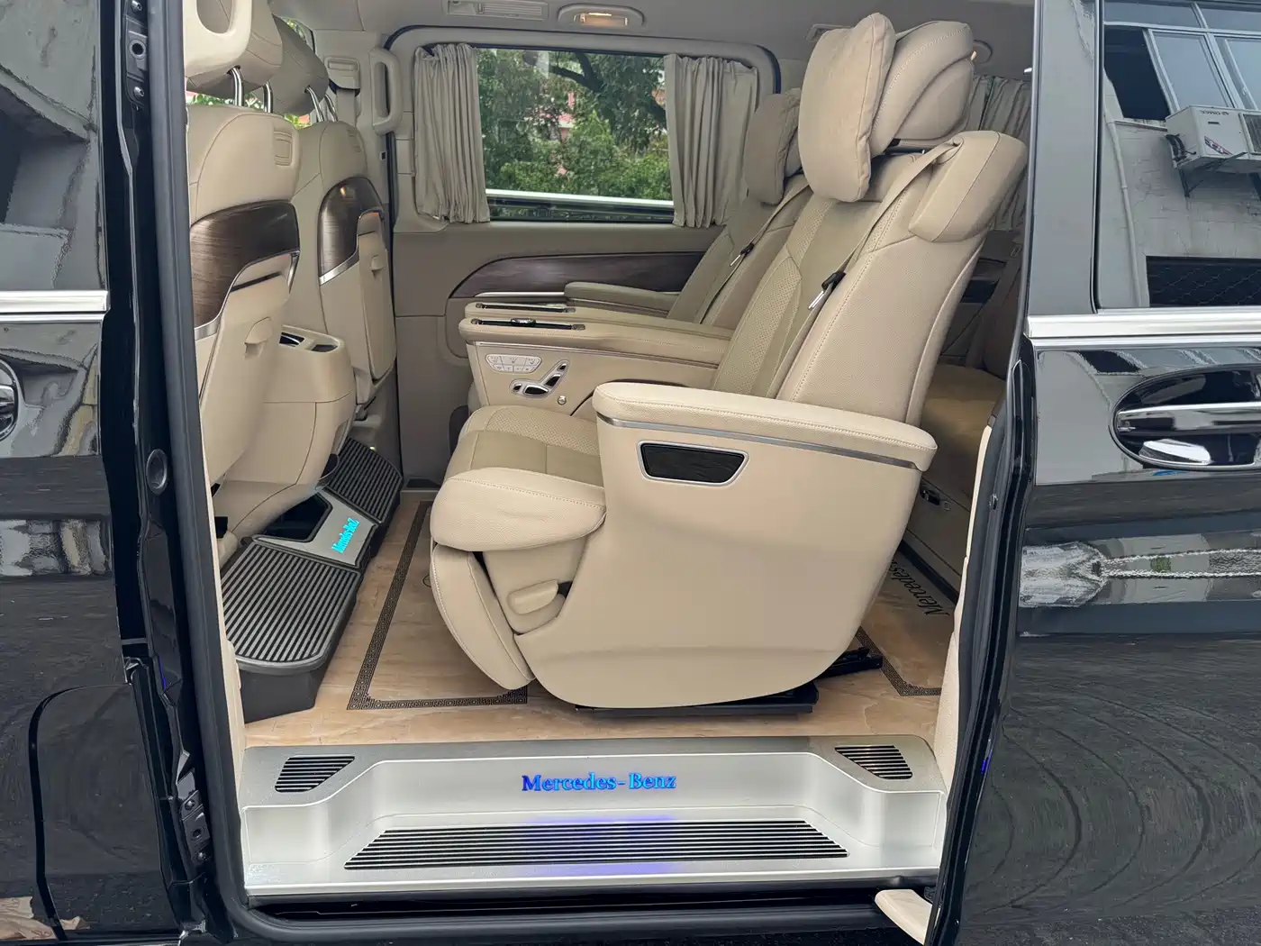 Mercedes-Benz V-Class 2024 2022 V 260 Prestige Edition