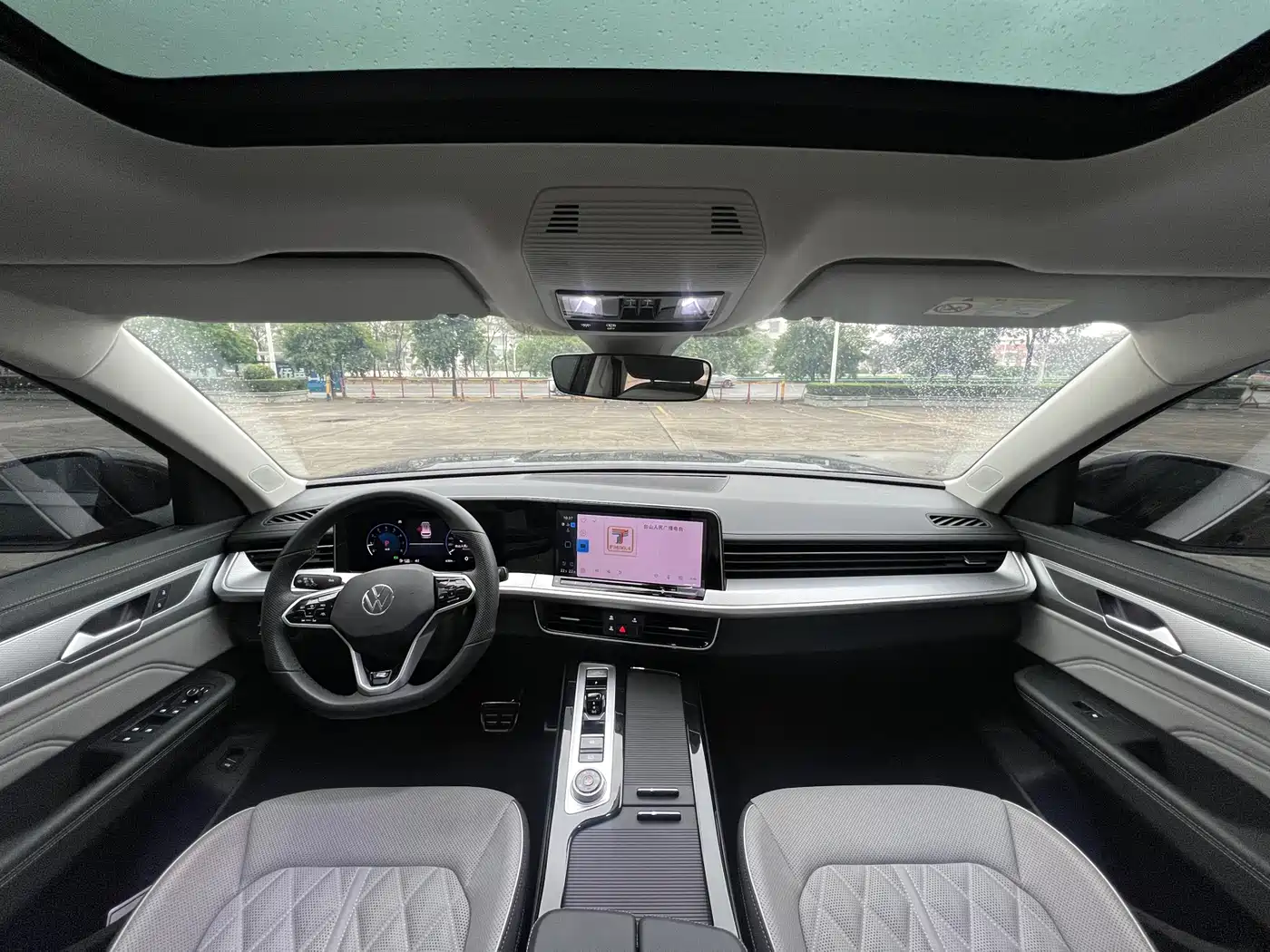 Volkswagen Talagon 2024 380TSI 4WD R-Line Cruise Shared Edition фото 8