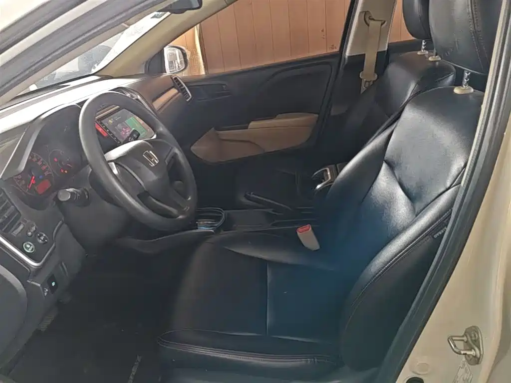 Honda Greiz 2018 2016 1.5L CVT Classic Edition