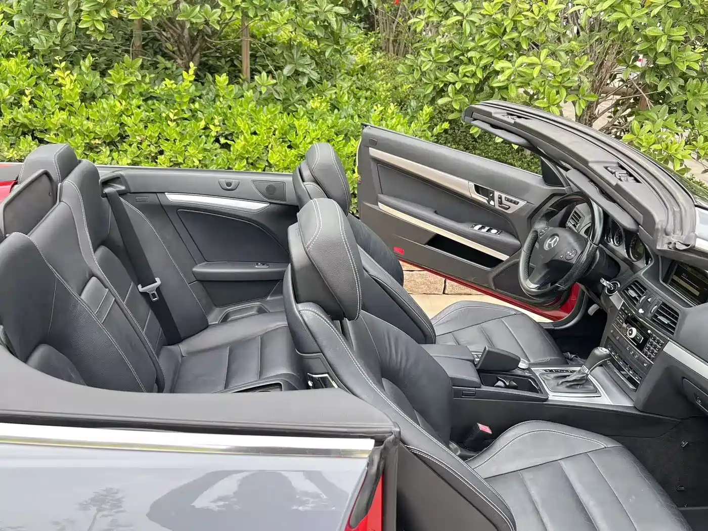 Mercedes-Benz E-Class (Import) 2011 E 260 CGI Convertible фото 3