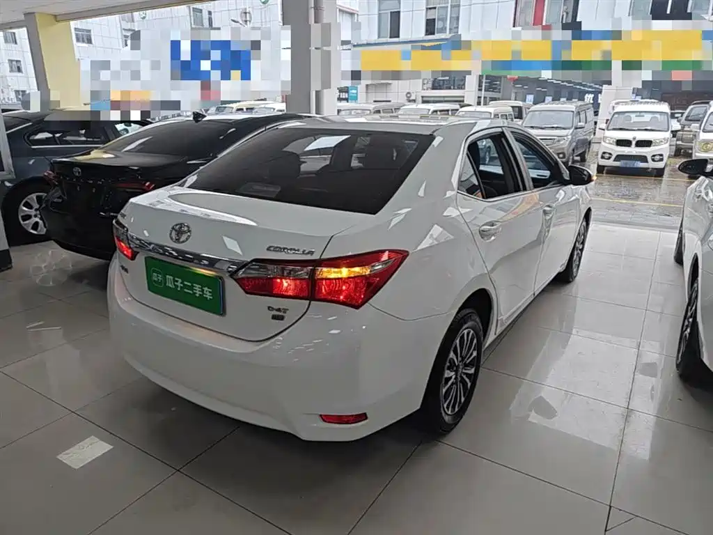 Toyota Corolla 2018 1.2T S-CVT GL-i Smart Shine Edition фото 7