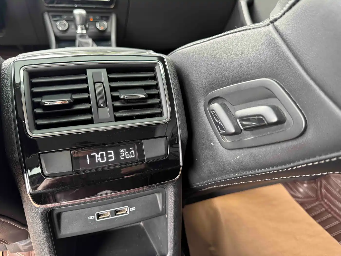 Škoda Superb 2018 TSI330 DSG Luxury Edition China V фото 8