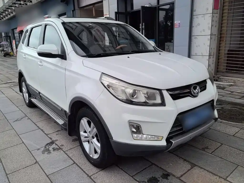 BAIC Huansu S3 2018 2017 1.5L Manual Luxury