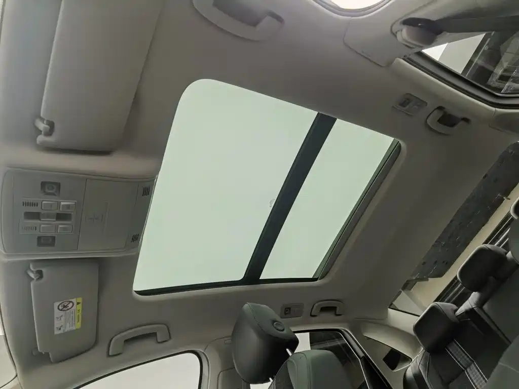 Volkswagen Sagitar, миниатюра 14