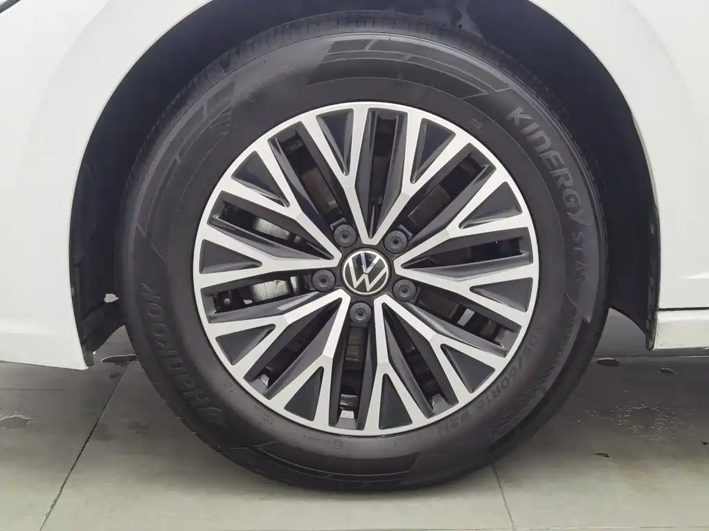 Volkswagen Sagitar, миниатюра 17