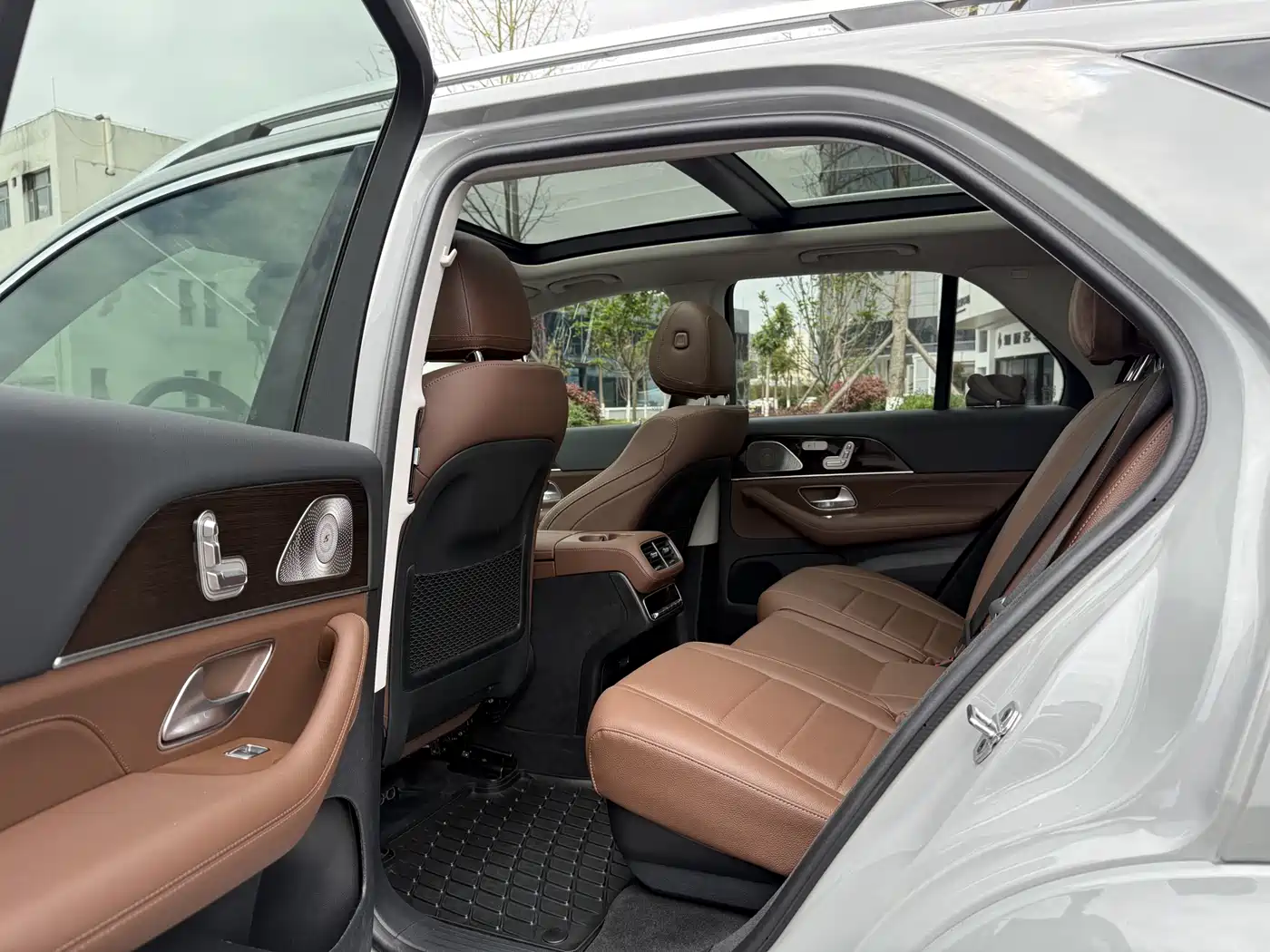 Mercedes-Benz GLE 2024 Facelift GLE 350 4MATIC Fashion фото 7