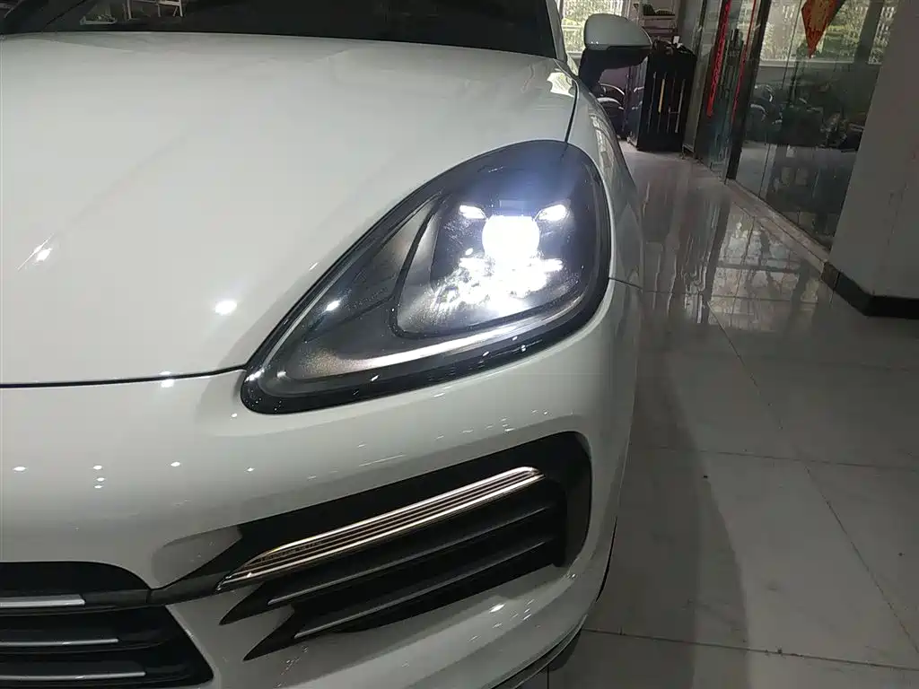 Porsche Cayenne 2018 Cayenne 3.0T фото 24