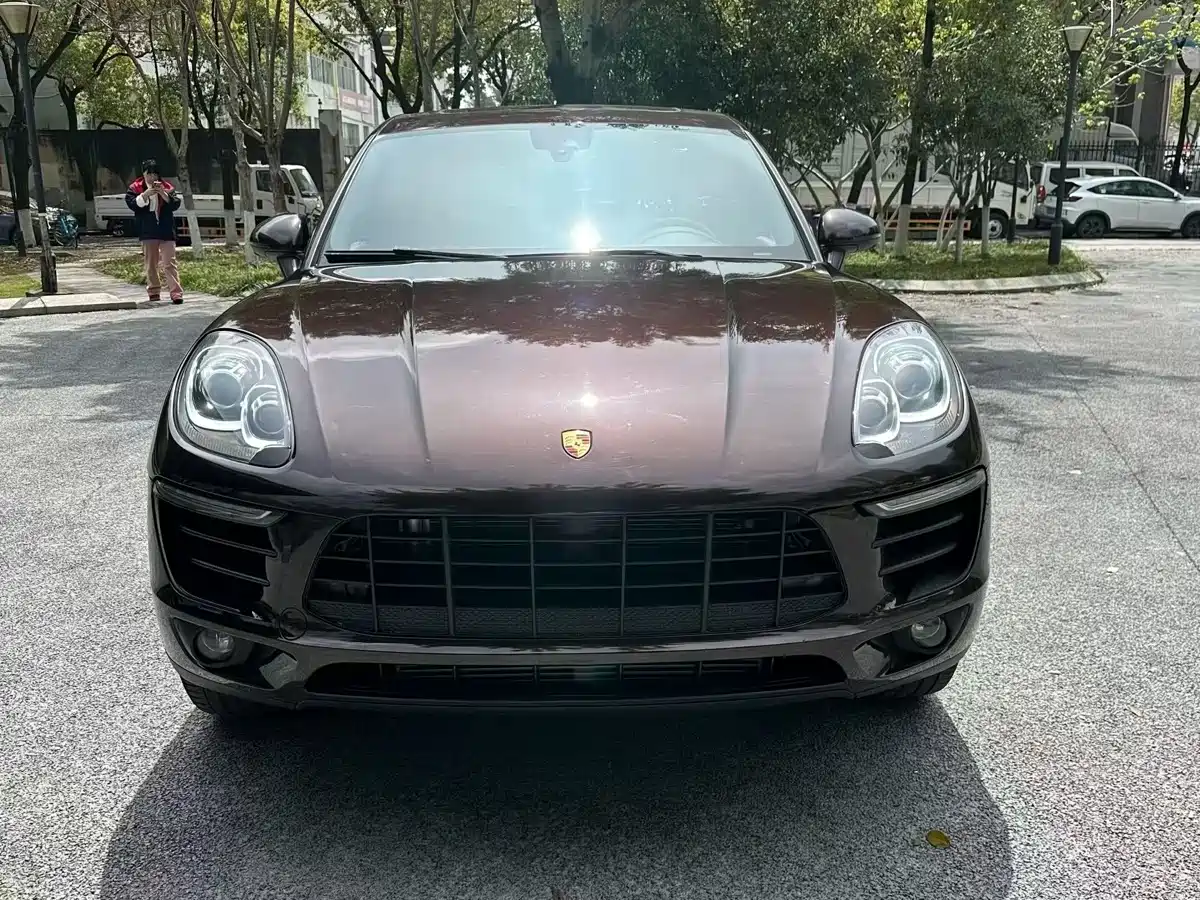 Porsche Macan 2017 Macan 2.0T фото 2