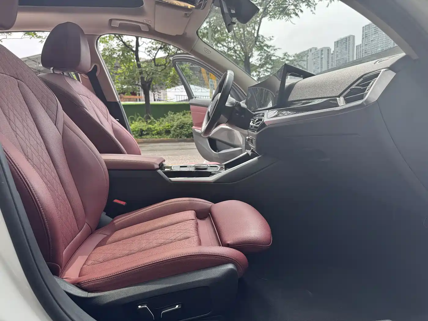 BMW i3 2024 eDrive 35 L фото 8