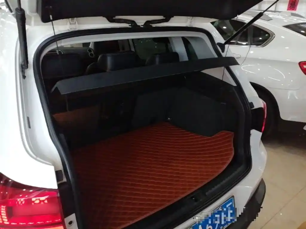 Volkswagen Tiguan 2015 1.8TSI Automatic 2WD Highline фото 19