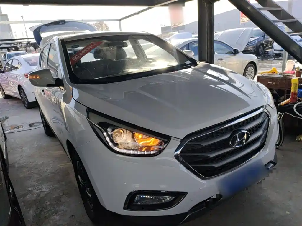 Hyundai Beijing Hyundai ix35 2015 2.0L Automatic 2WD Comfort China V фото 4