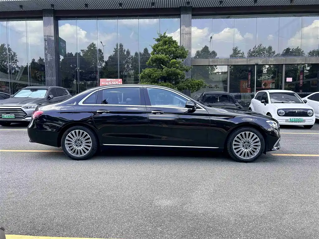 Mercedes-Benz E-Class 2021 E 300 L Luxury фото 7