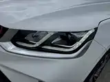 Фото 14 - Geely Coolray