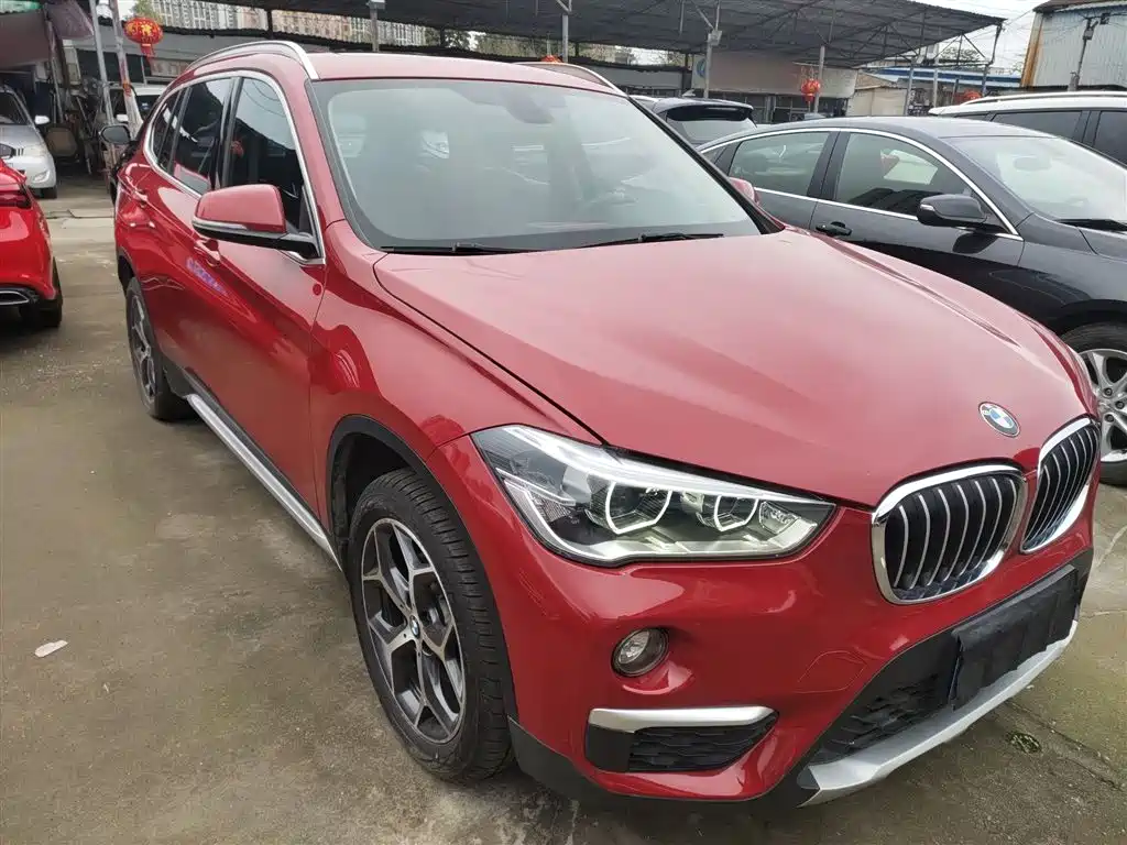 BMW X1 2018 sDrive18Li Premium Model фото 22
