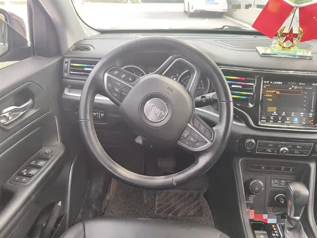 Jeep Grand Commander 2019 2018 2.0T AWD Ultimate Edition (China V)