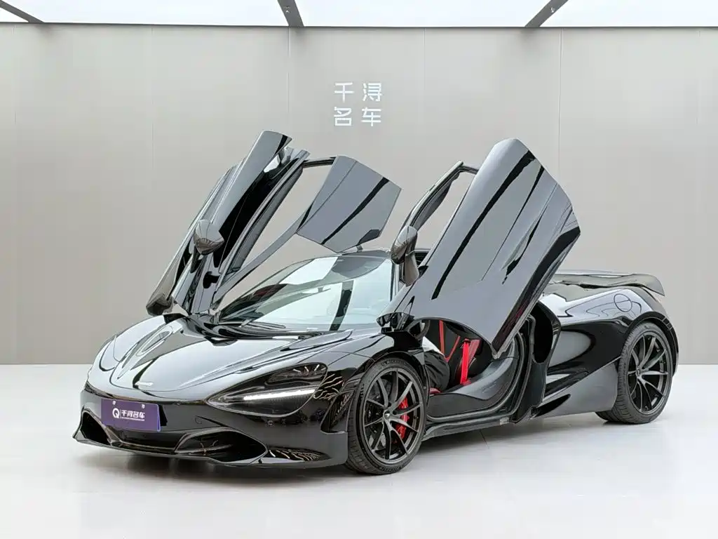 صورة 1 - McLaren 720S
