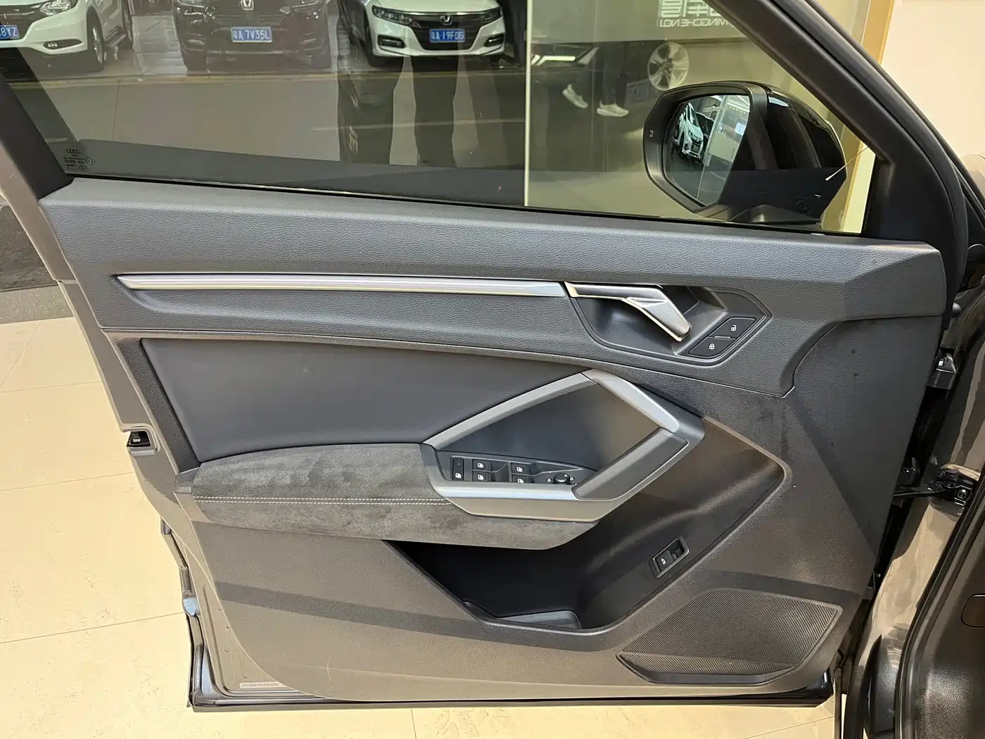 Audi Q3 Sportback 2022 40 TFSI Fashion фото 8