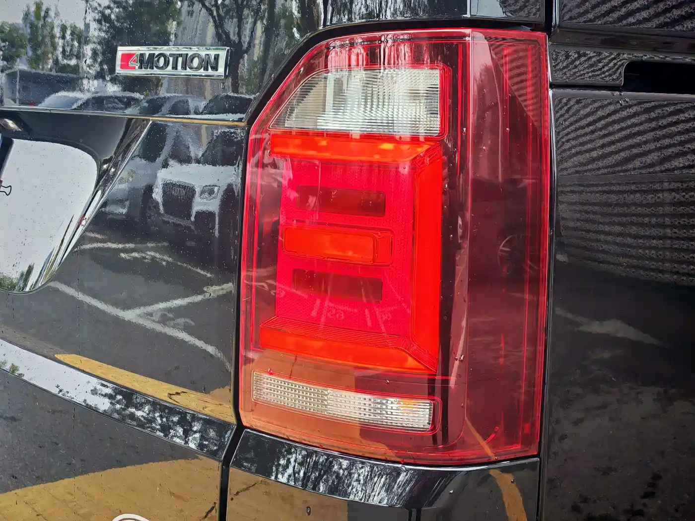 Volkswagen Multivan 2020 2019 2.0TSI 4WD Premium 7-seater