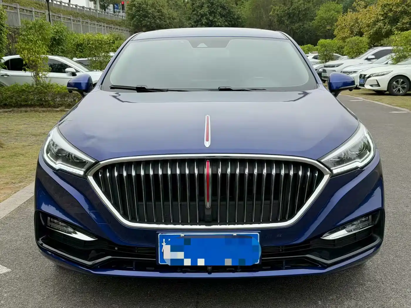 Hongqi H5 2020 1.8T Automatic Smart Connection Qi Rhythm Edition фото 2