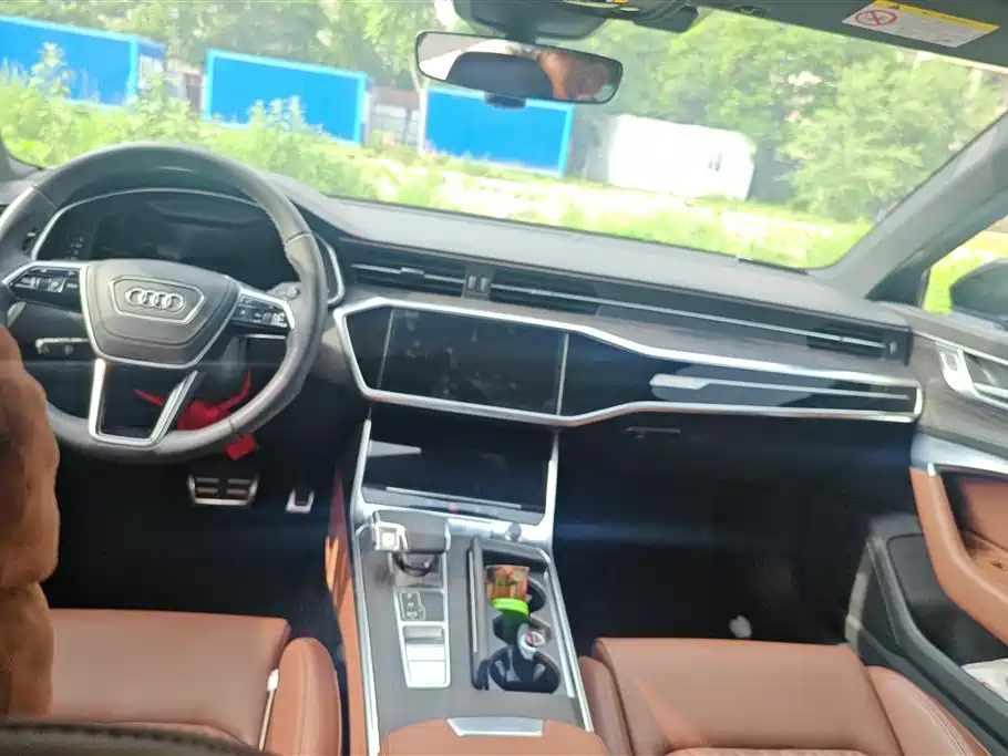 Audi A6L 2025 45 TFSI quattro Premium Sport фото 12